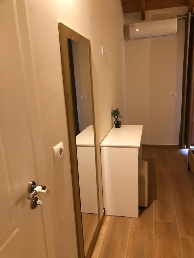 Amazing Familiar Apartments And Rooms Sarandë