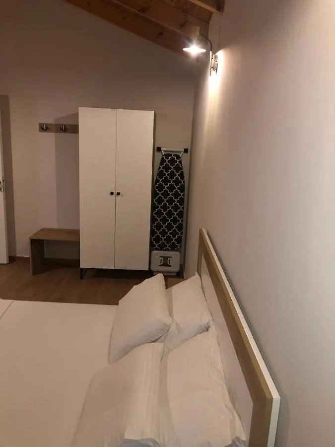 Amazing Familiar Apartments And Rooms Sarandë