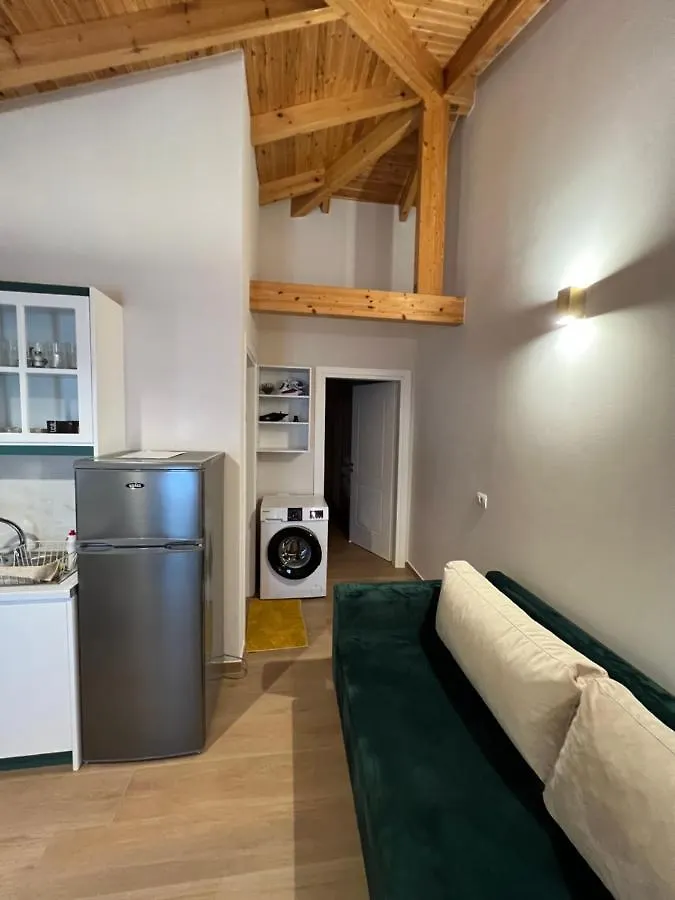 Amazing Familiar Apartments And Rooms Sarandë