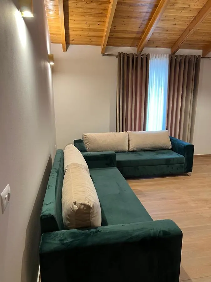 Amazing Familiar Apartments And Rooms Sarandë 0*,