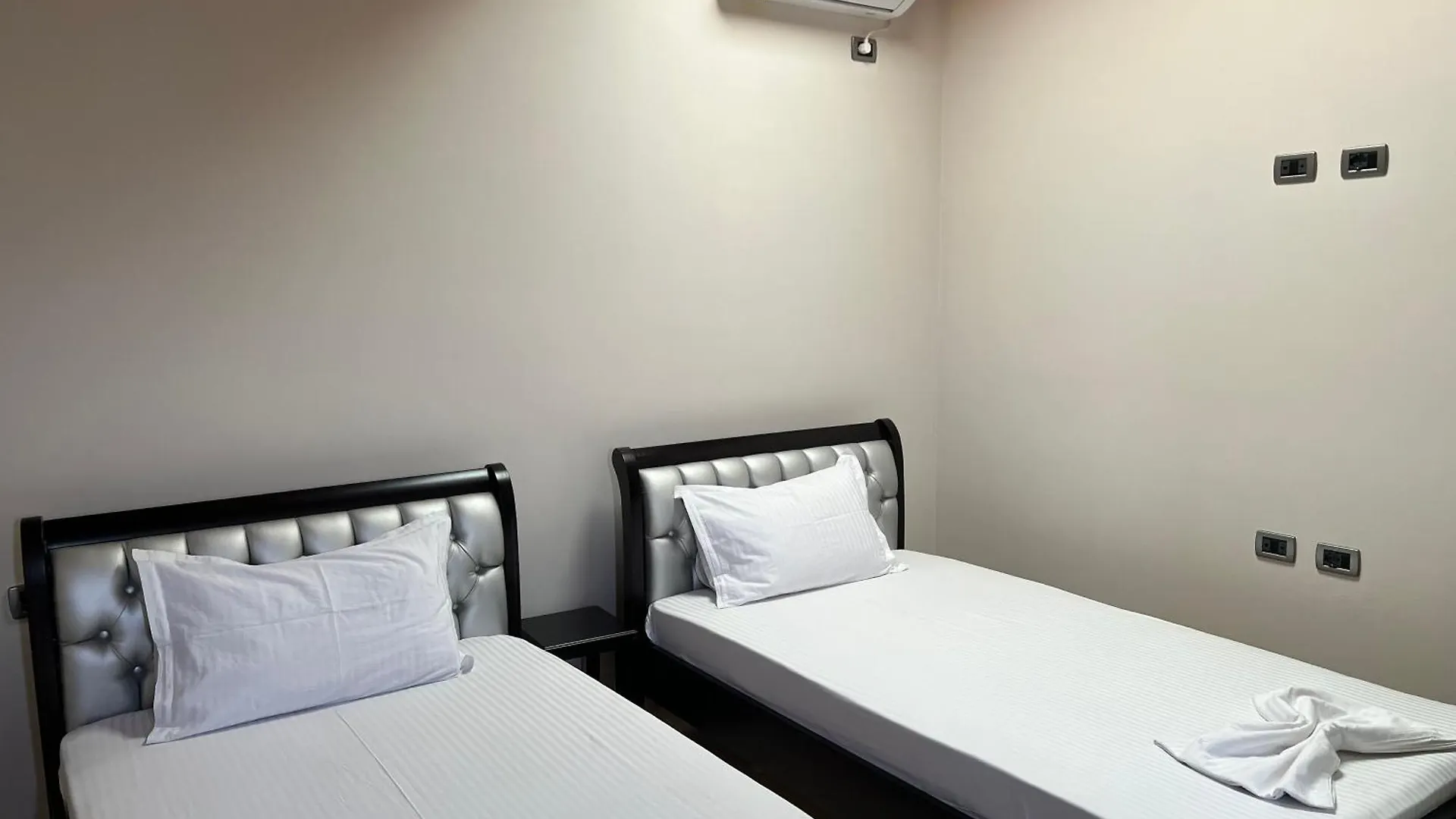 Amazing Familiar Apartments And Rooms Sarandë