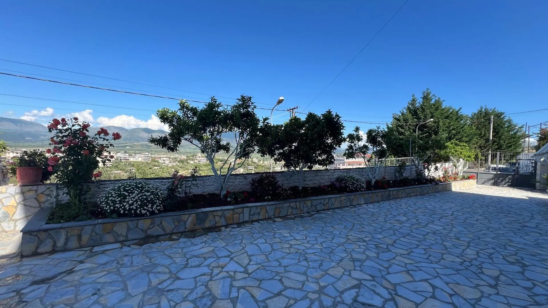 Amazing Familiar Apartments And Rooms Sarandë 0*,  Albania